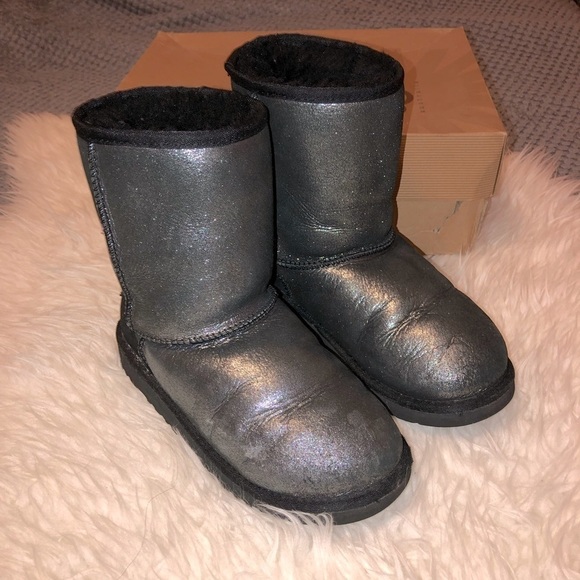UGG Australia Glitter Sheepskin Mid Calf Boots Sz 4 - Picture 2 of 8